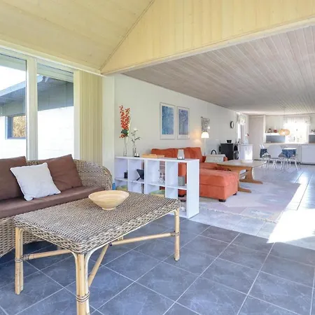 Two-bedroom Holiday In * Roslev