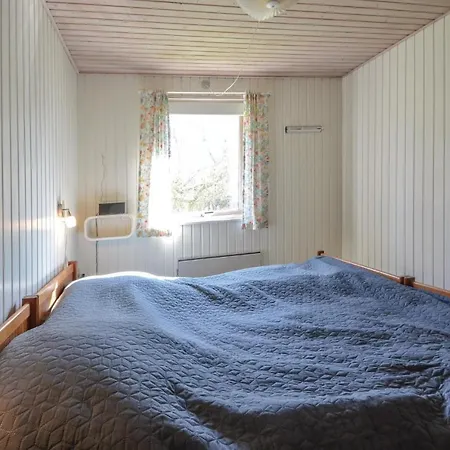 Two-bedroom Holiday In *
